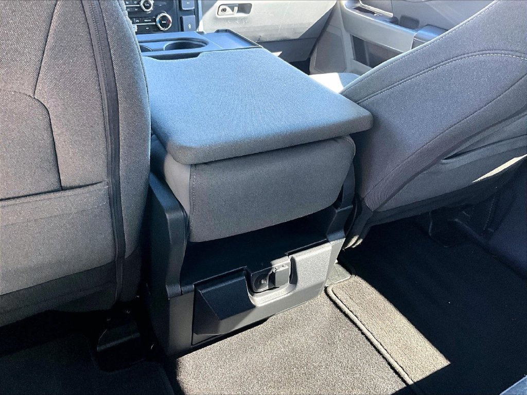 Used 2024 Gray Ford XLT image 28