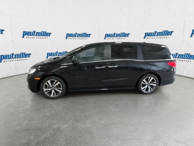Used 2024 Crystal Black Pearl Honda Touring image 6