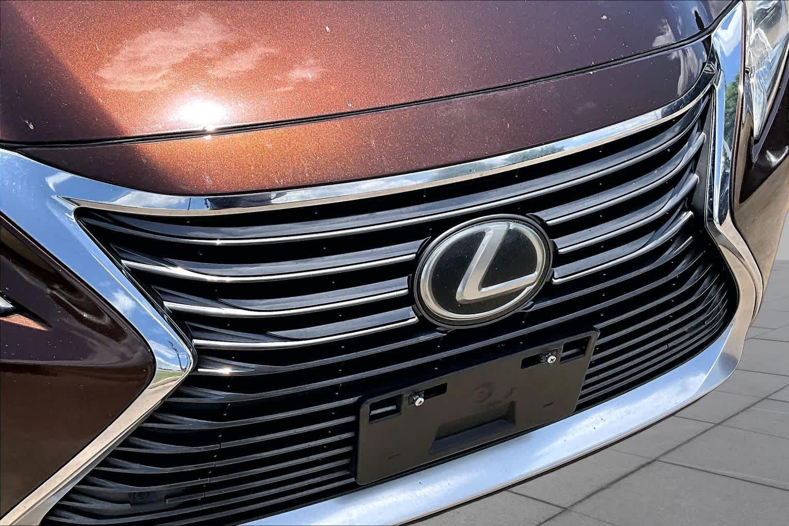 Used 2016 Autumn Shimmer Lexus  image 30