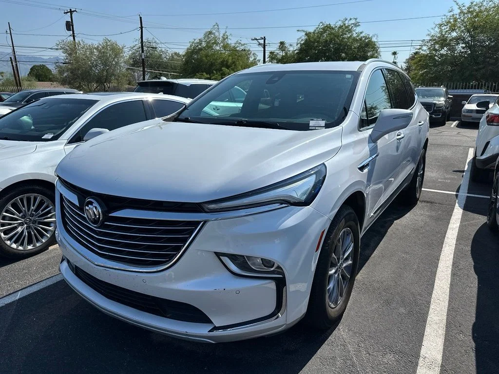 Used 2023 White Buick Essence image 11