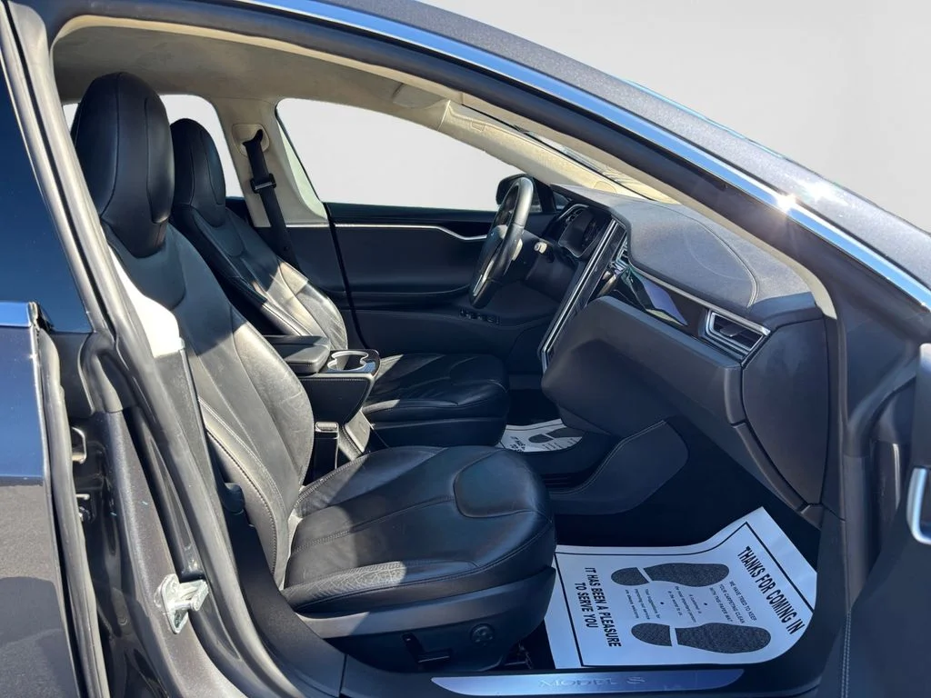 Used 2015 Gray Tesla 70D image 15