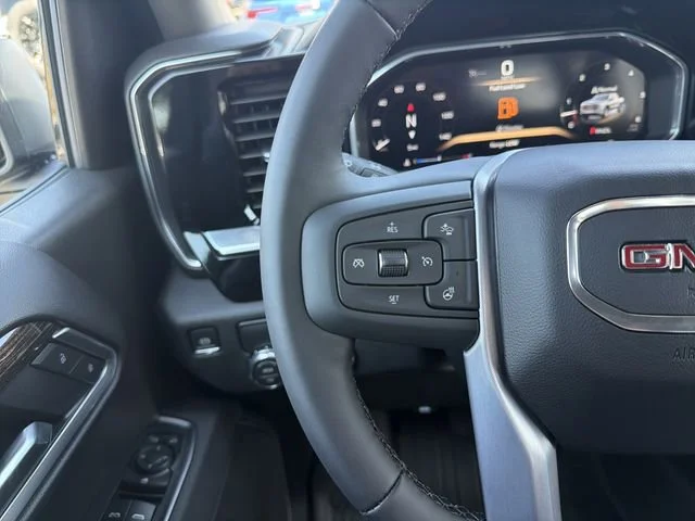 New 2026 Onyx Black GMC SLE image 30