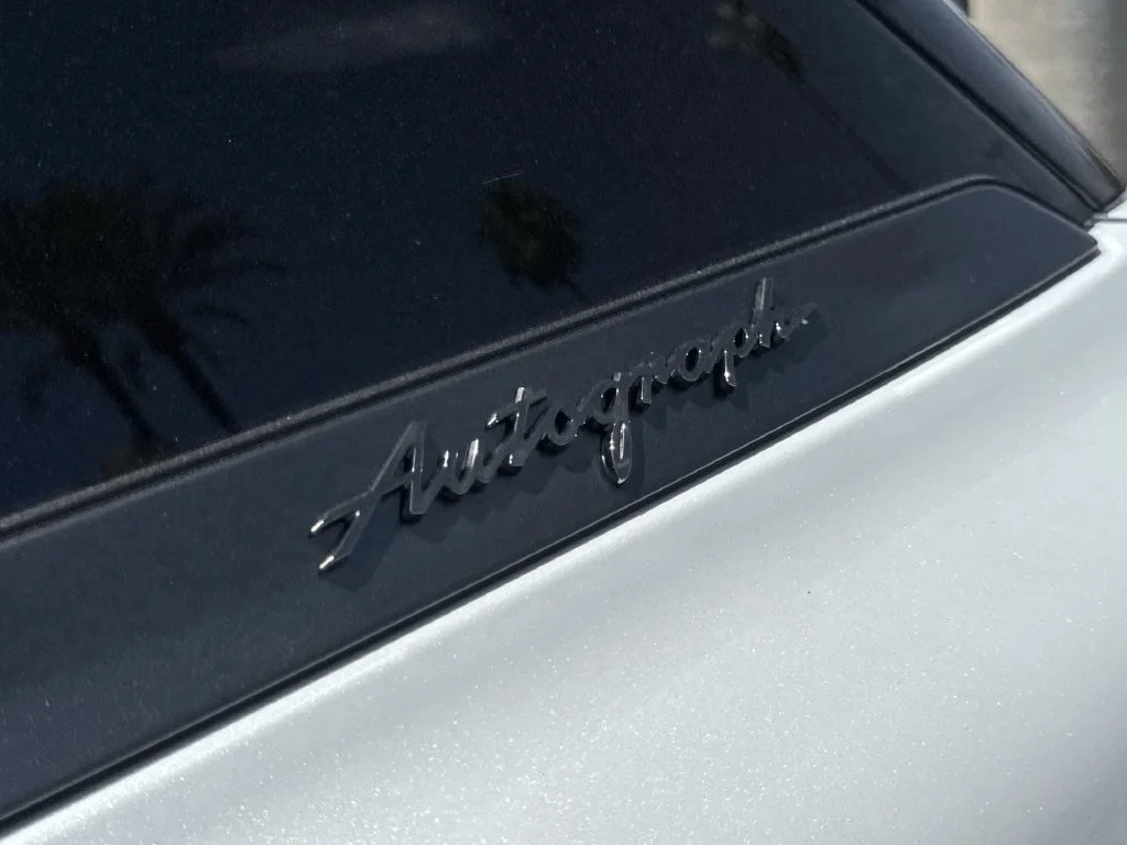 New 2027 2T RAD WHT INFINITI Autograph AWD image 33