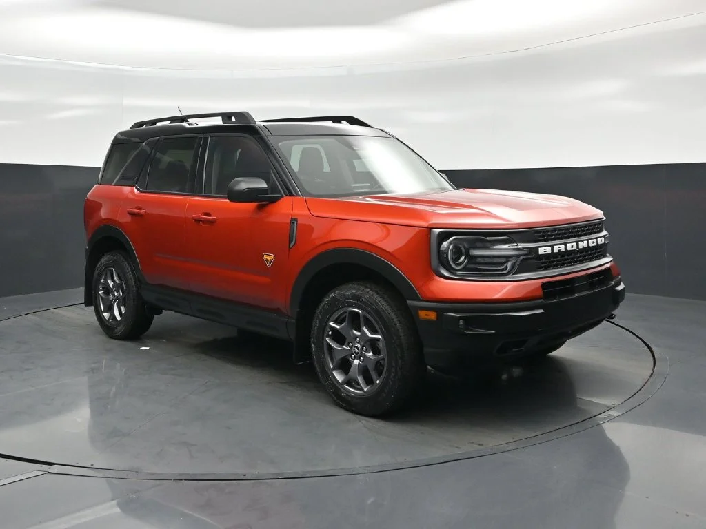 Used 2023 Red Ford Badlands image 51