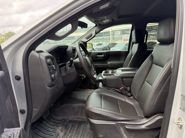 Used 2019 Silver Chevrolet WT image 7