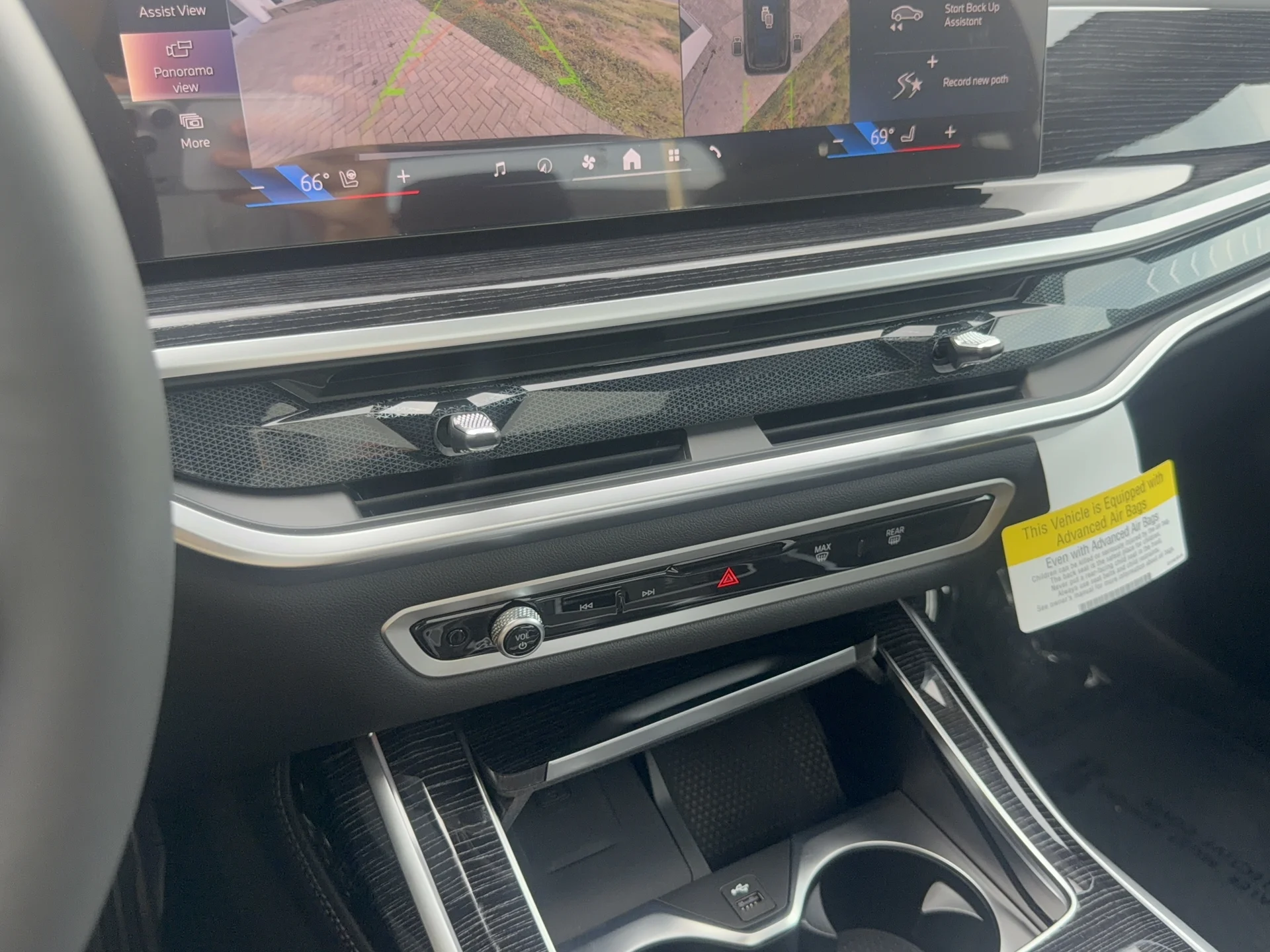 New 2027 Black Sapphire Metallic BMW xDrive40i image 20