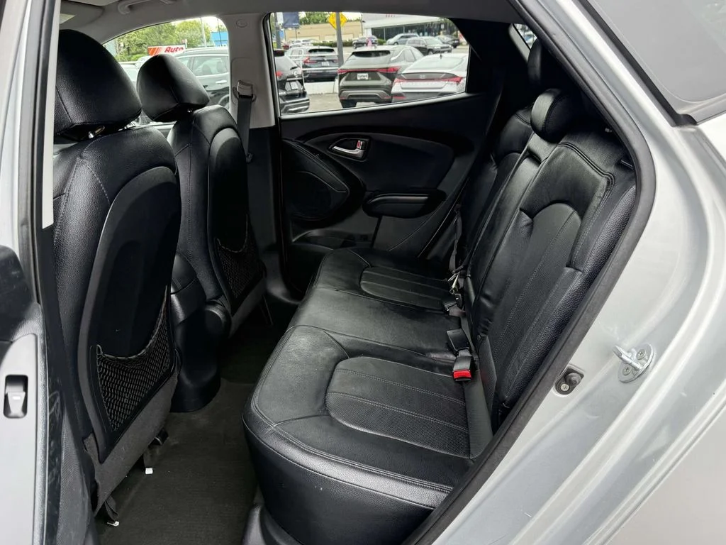 Used 2012 Silver Hyundai Limited image 14