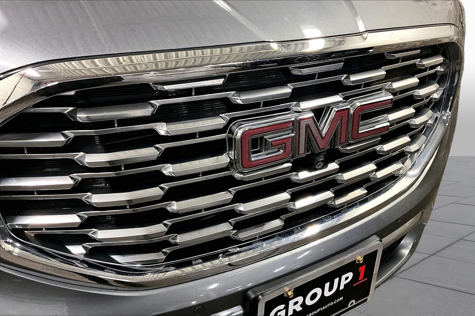 Used 2020 Satin Steel Metallic GMC Denali image 29