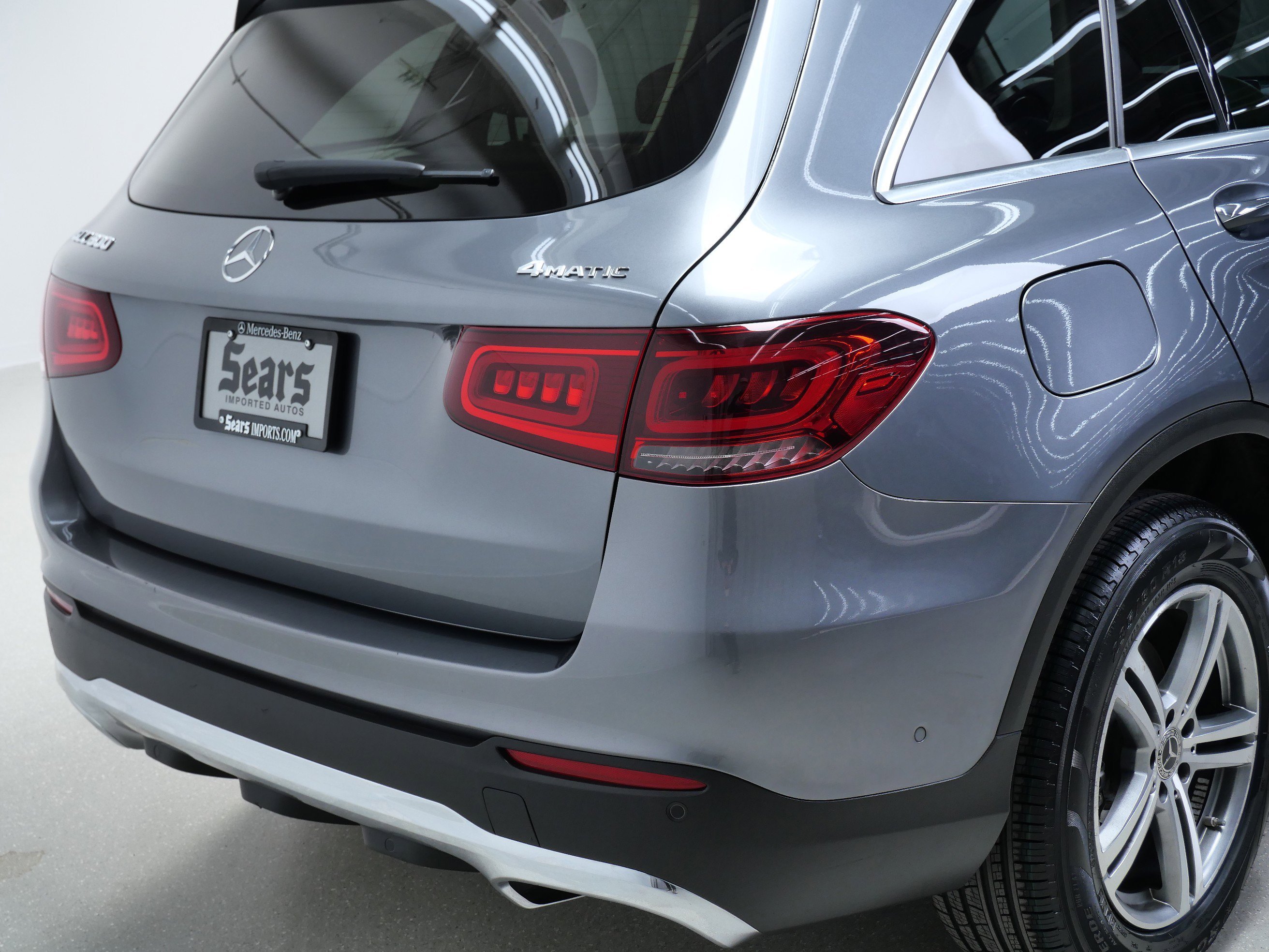 Used 2022 Selenite Grey Metallic Mercedes-Benz GLC 300 image 5