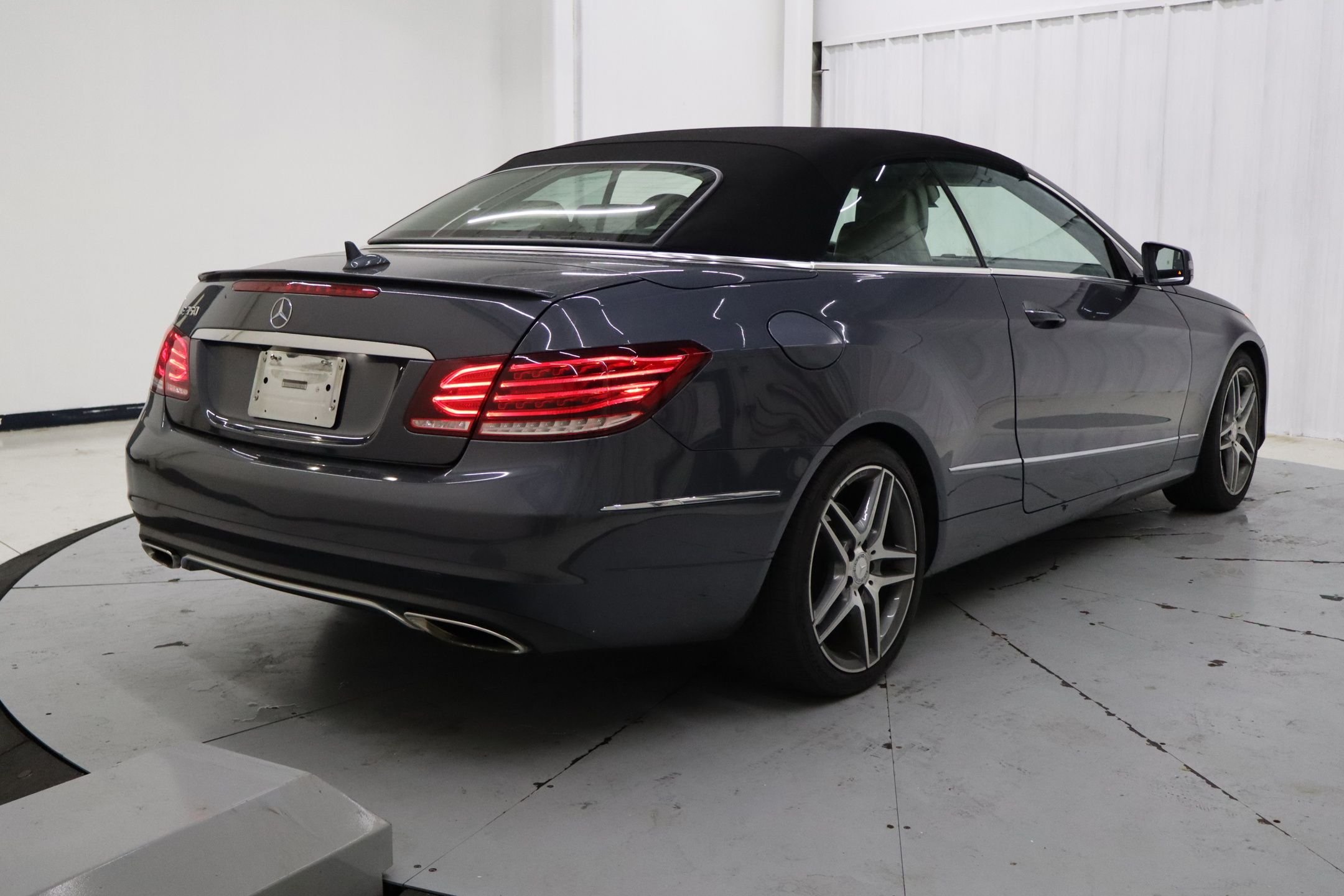 2014 Mercedes Benz E 350 photo 3