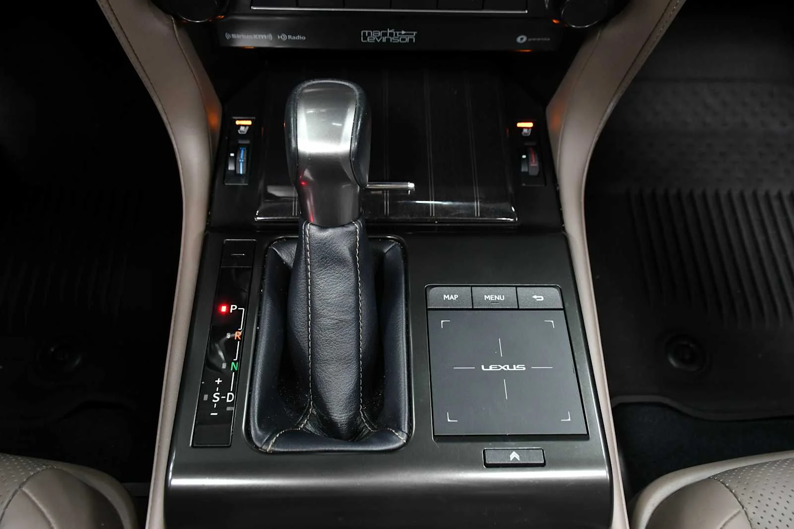 Certified Used 2023 CAVIAR Lexus Luxury image 23