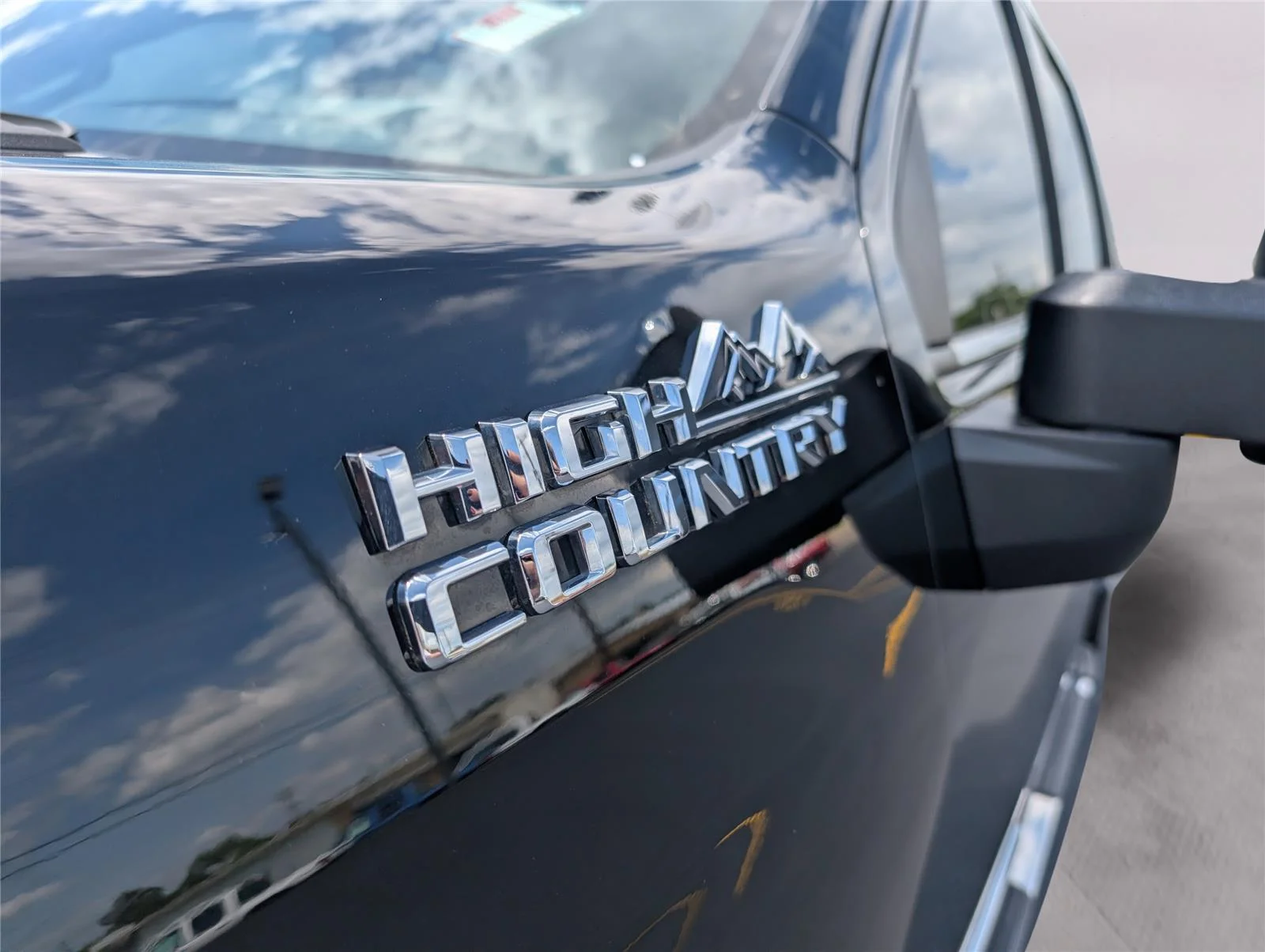 Used 2024 Black Chevrolet High Country image 37