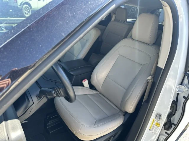 Used 2020 White Ford XLT image 12