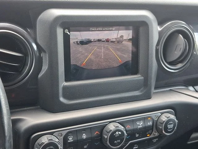 Used 2022 Black Jeep Sport image 24