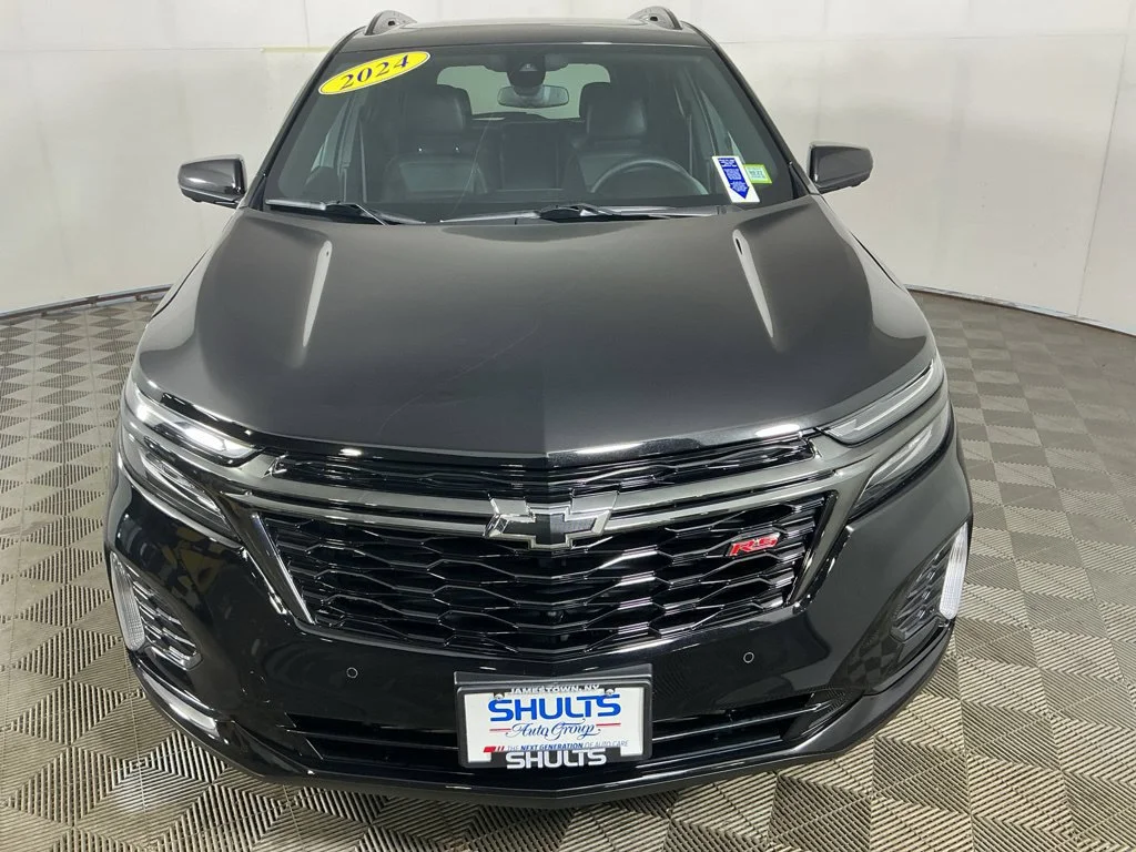 Used 2024 Mosaic Black Metallic Chevrolet RS image 4