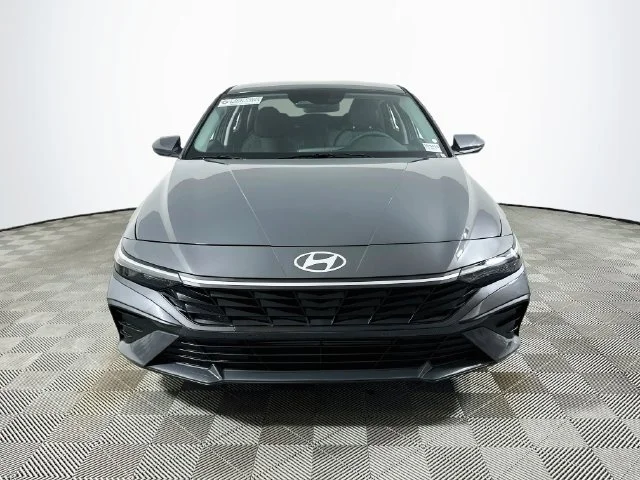 New 2026 Gray Hyundai SE image 8