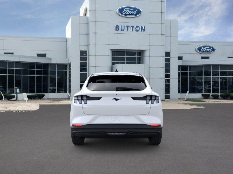 New 2026 Star White Metallic Tri-coat Ford Premium image 5