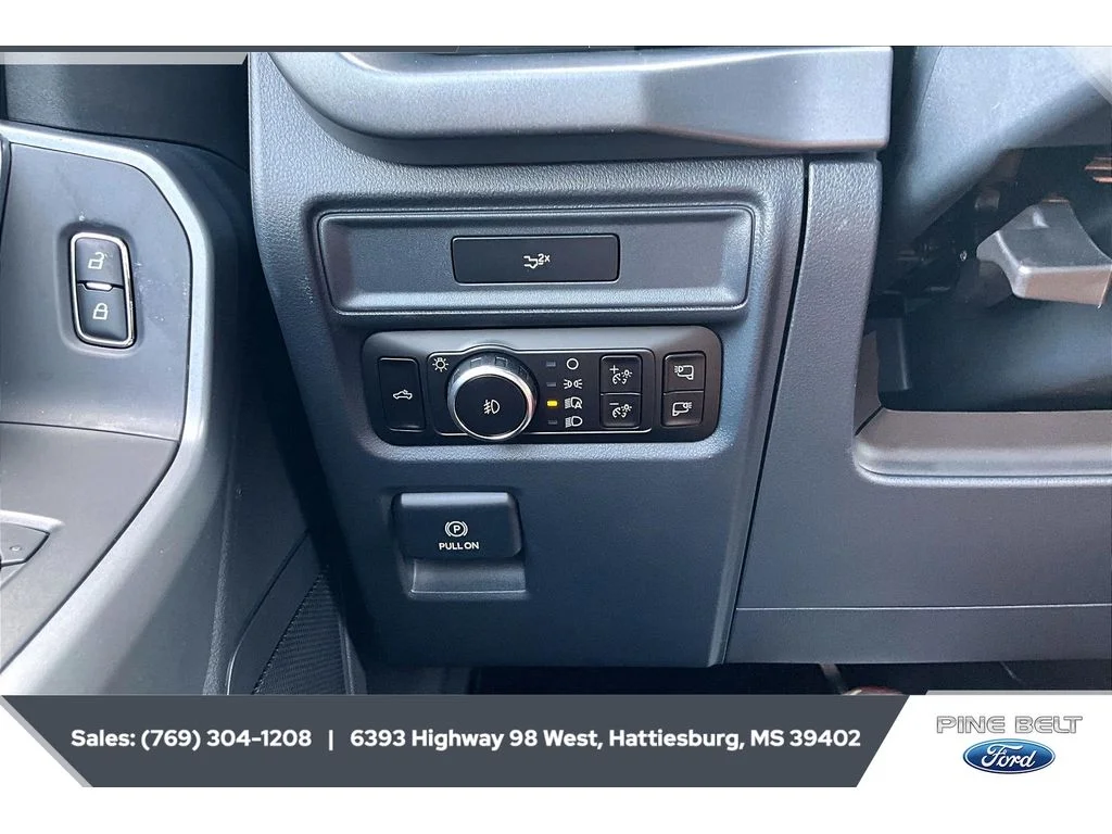 New 2026 Avalanche Ford XLT image 23