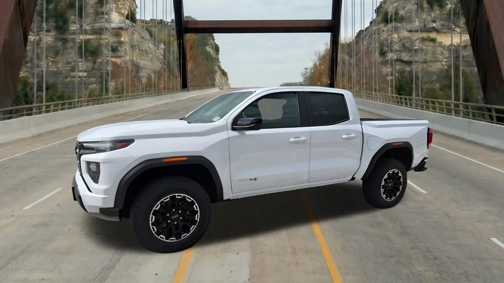 New 2026 Summit White GMC AT4 image 4