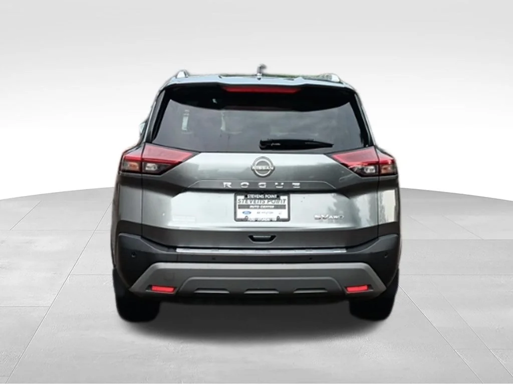 Used 2023 Gun Metallic Nissan SV image 6
