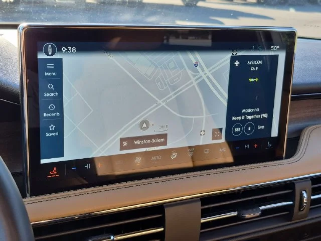 Used 2023 Gray Lincoln Grand Touring image 23