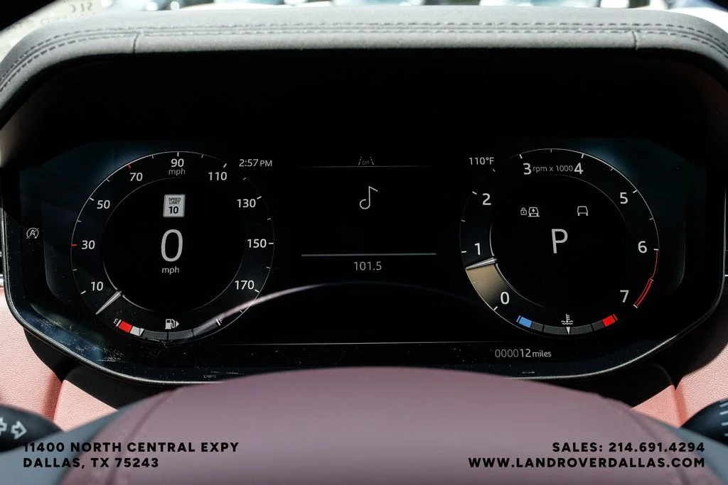 New 2026 Fuji White Land Rover SE image 22