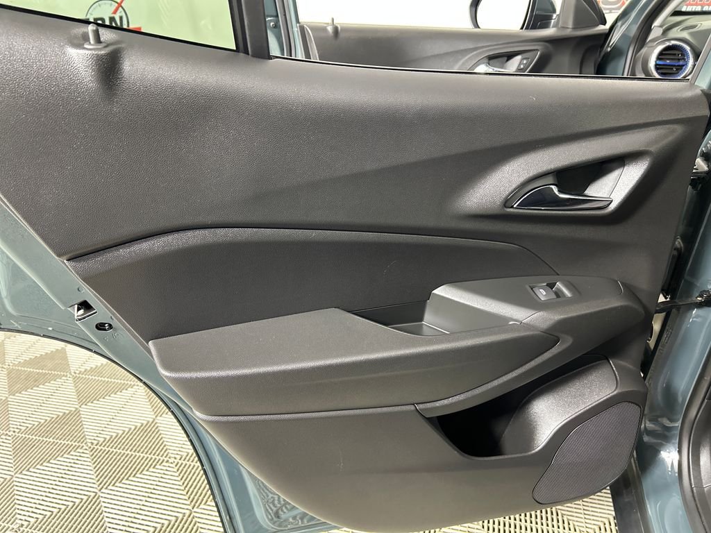 Used 2025 Gray Chevrolet LT image 16