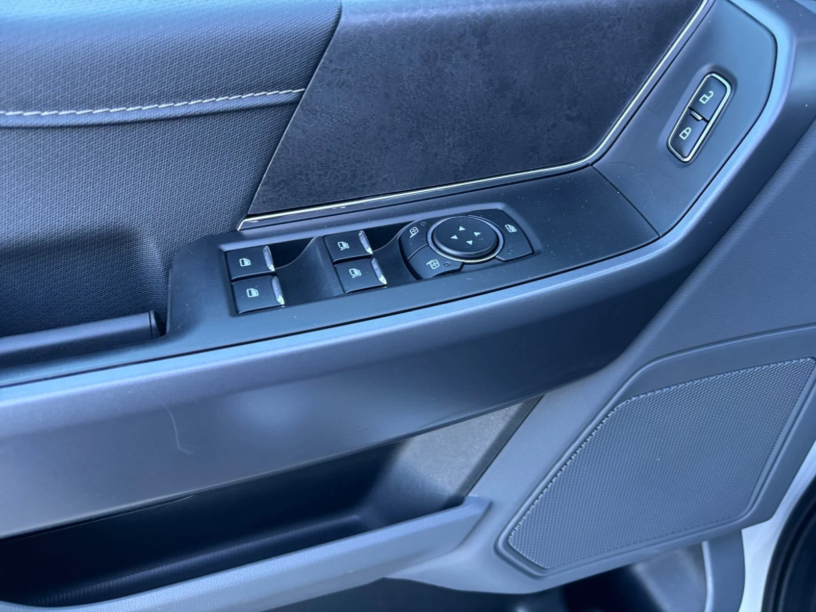 Used 2025 White Ford XLT image 11