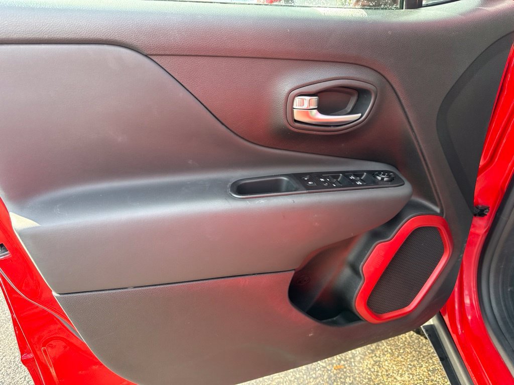 Used 2022 Red Jeep Trailhawk image 20