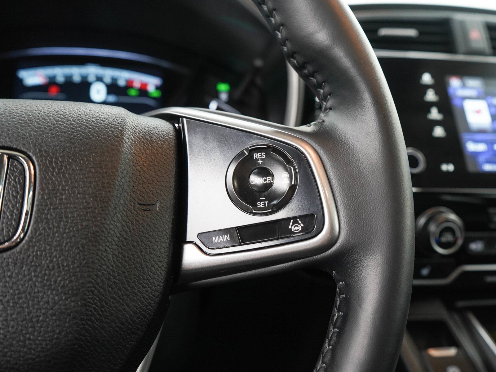 Used 2022 Platinum White Pearl Honda EX-L AWD image 28