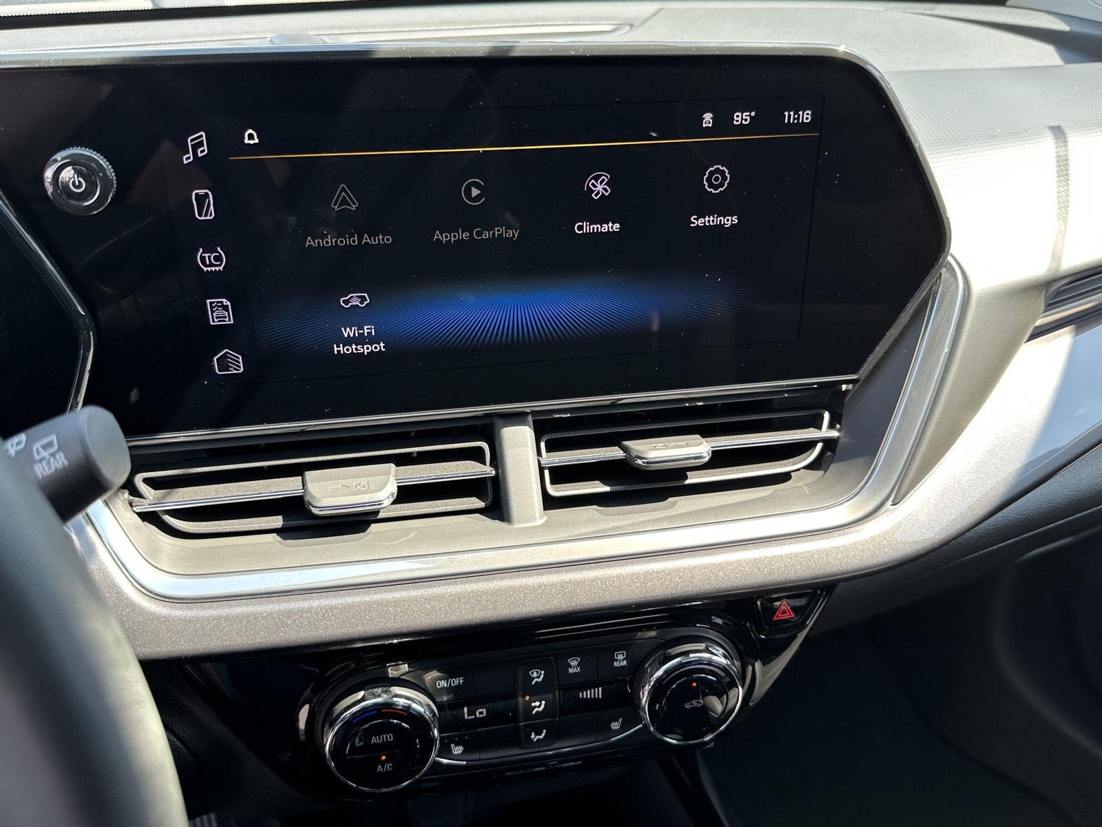 2026 Chevrolet Trax Activ - Photo 32