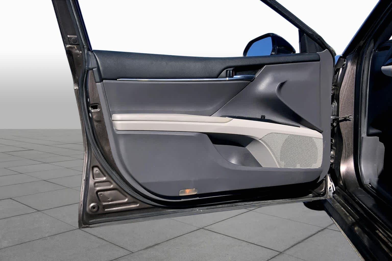 Used 2018 Brown Stone Toyota LE image 21