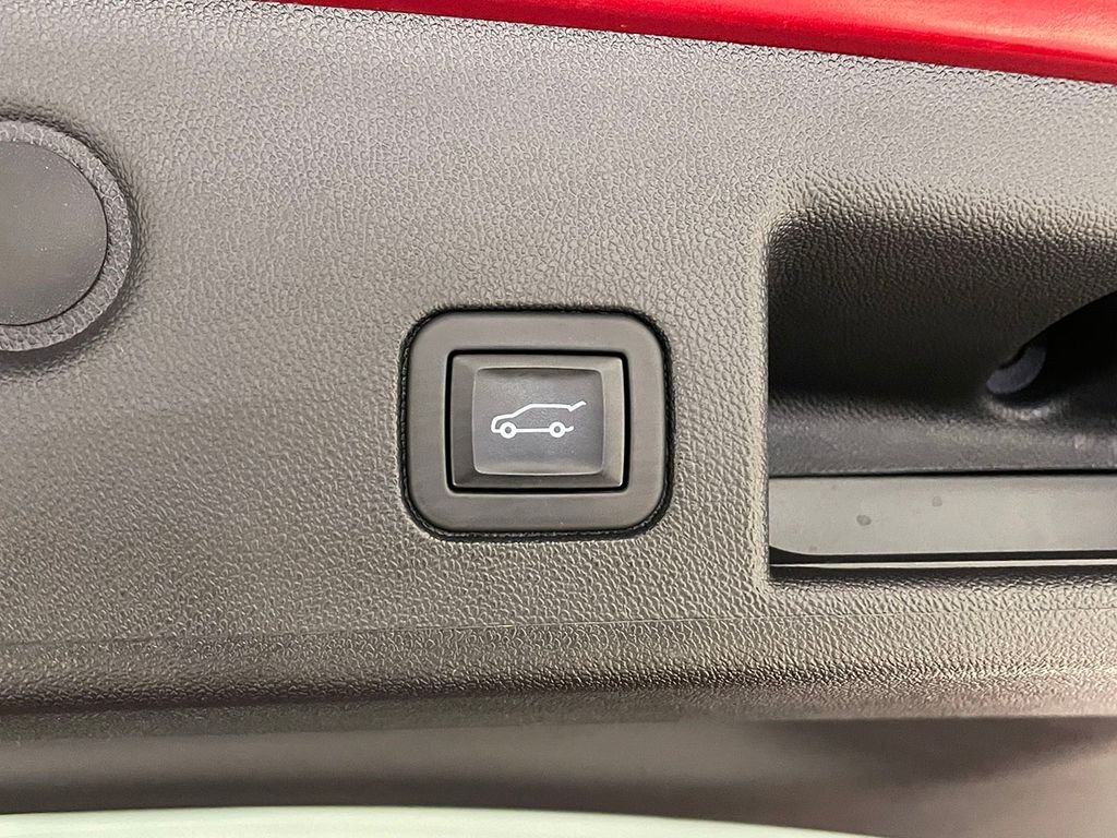 Used 2023 Red Chevrolet RS image 13
