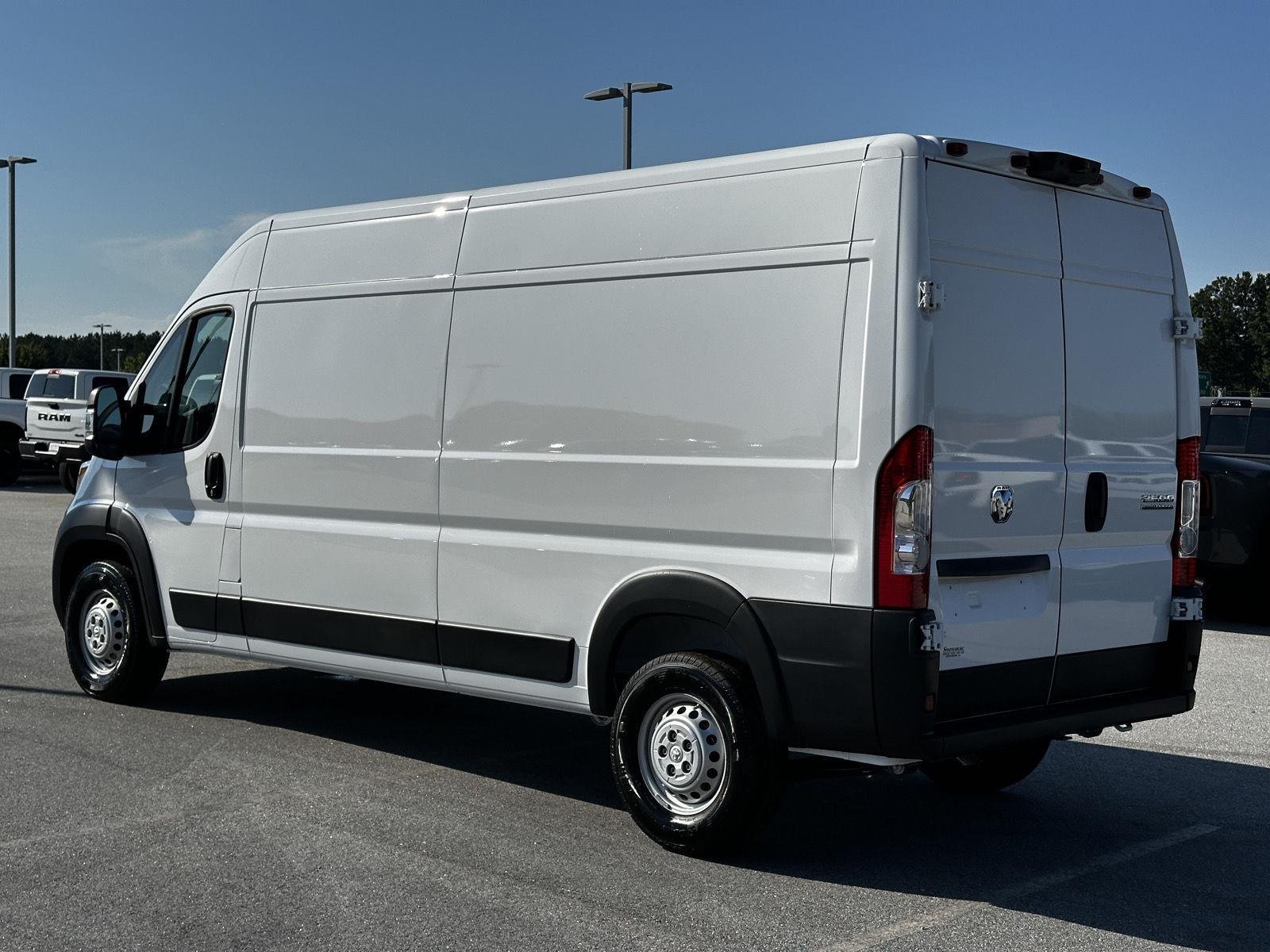 New 2026 Bright White Clear-Coat Exterior Paint RAM Tradesman image 6