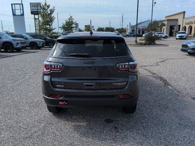 Used 2019 Gray Jeep Trailhawk image 19