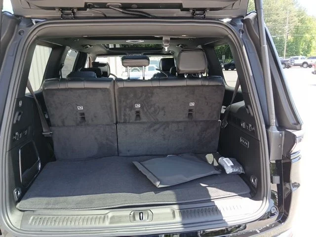 New 2026 High Gloss Black Exterior Paint Jeep Limited Altitude image 14