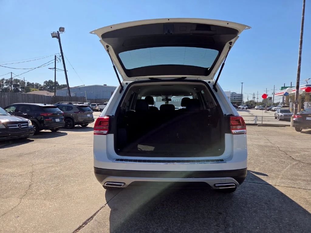 Used 2019  Volkswagen 2.0T SE image 24