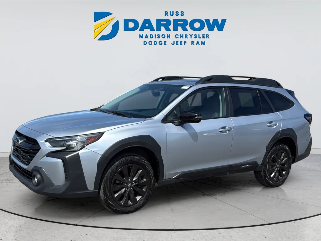 Used 2025 Silver Subaru Onyx Edition image 1