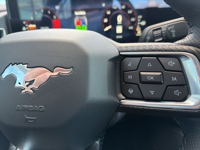 2026 Ford Mustang EcoBoost Premium Convertible - Photo 17
