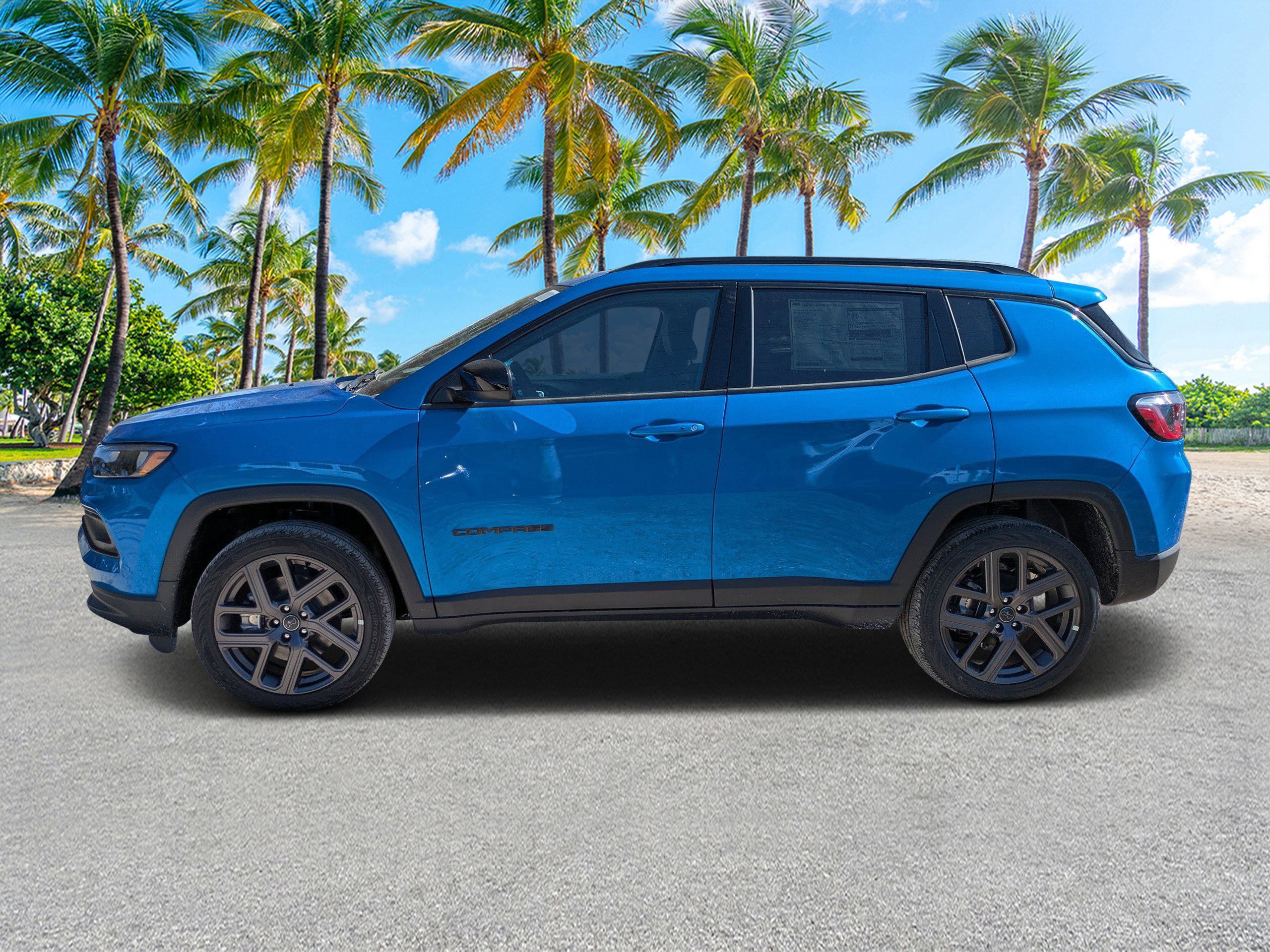New 2026 Hydro Blue Pearl-Coat Exterior Paint Jeep Latitude Altitude image 6