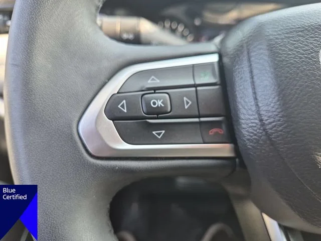 Used 2023 Gray Jeep Latitude image 18
