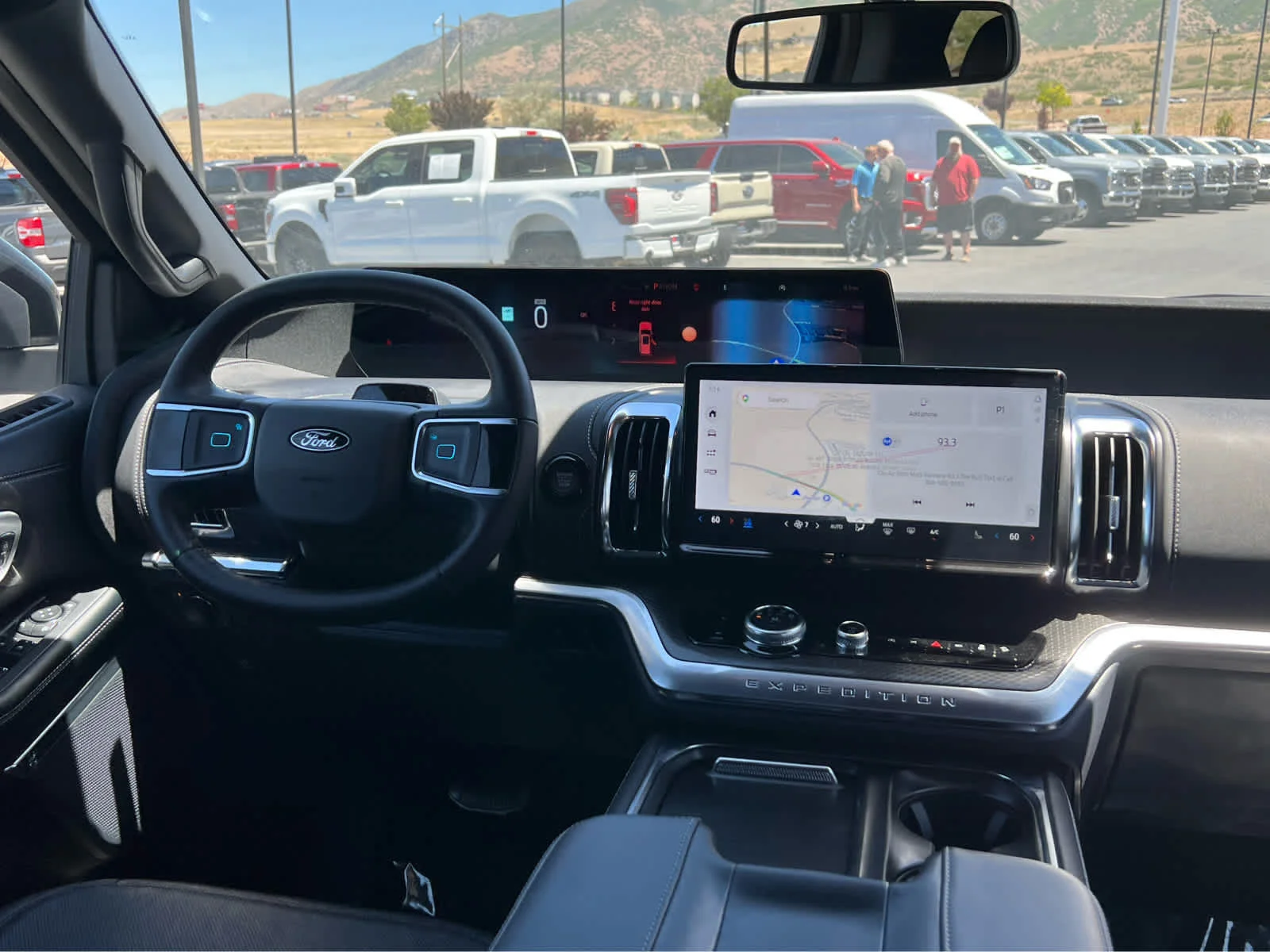 New 2026 Star White Metallic Tri-Coat Ford Platinum® image 24