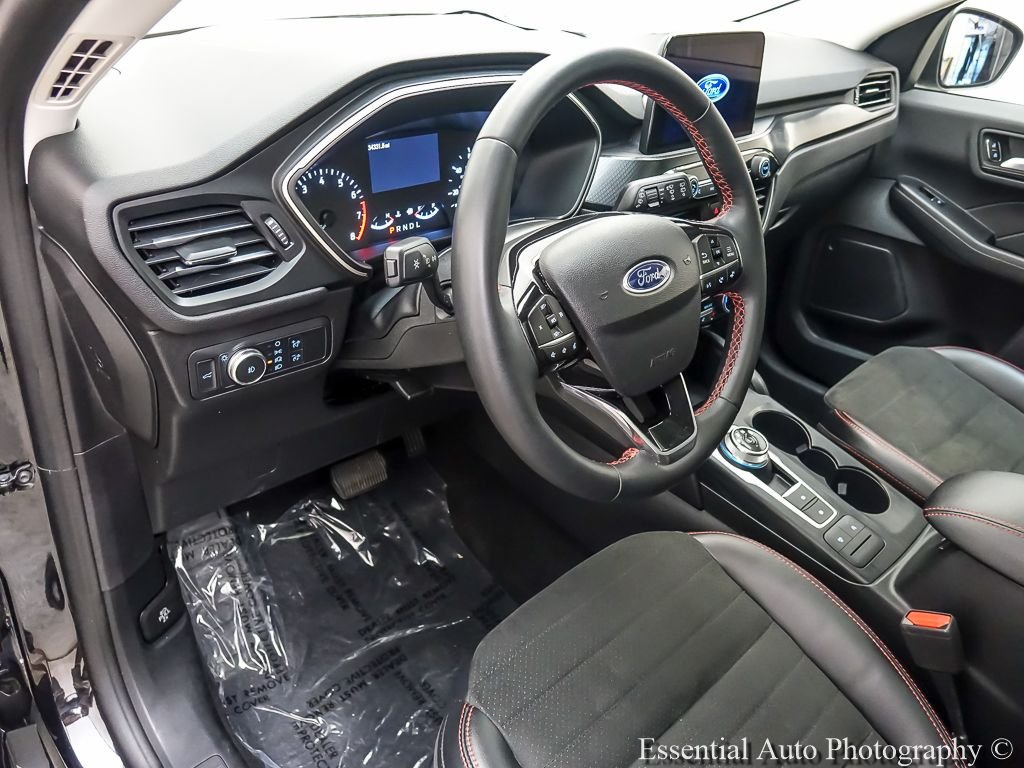Certified Used 2022 Black Metallic Ford SEL image 10