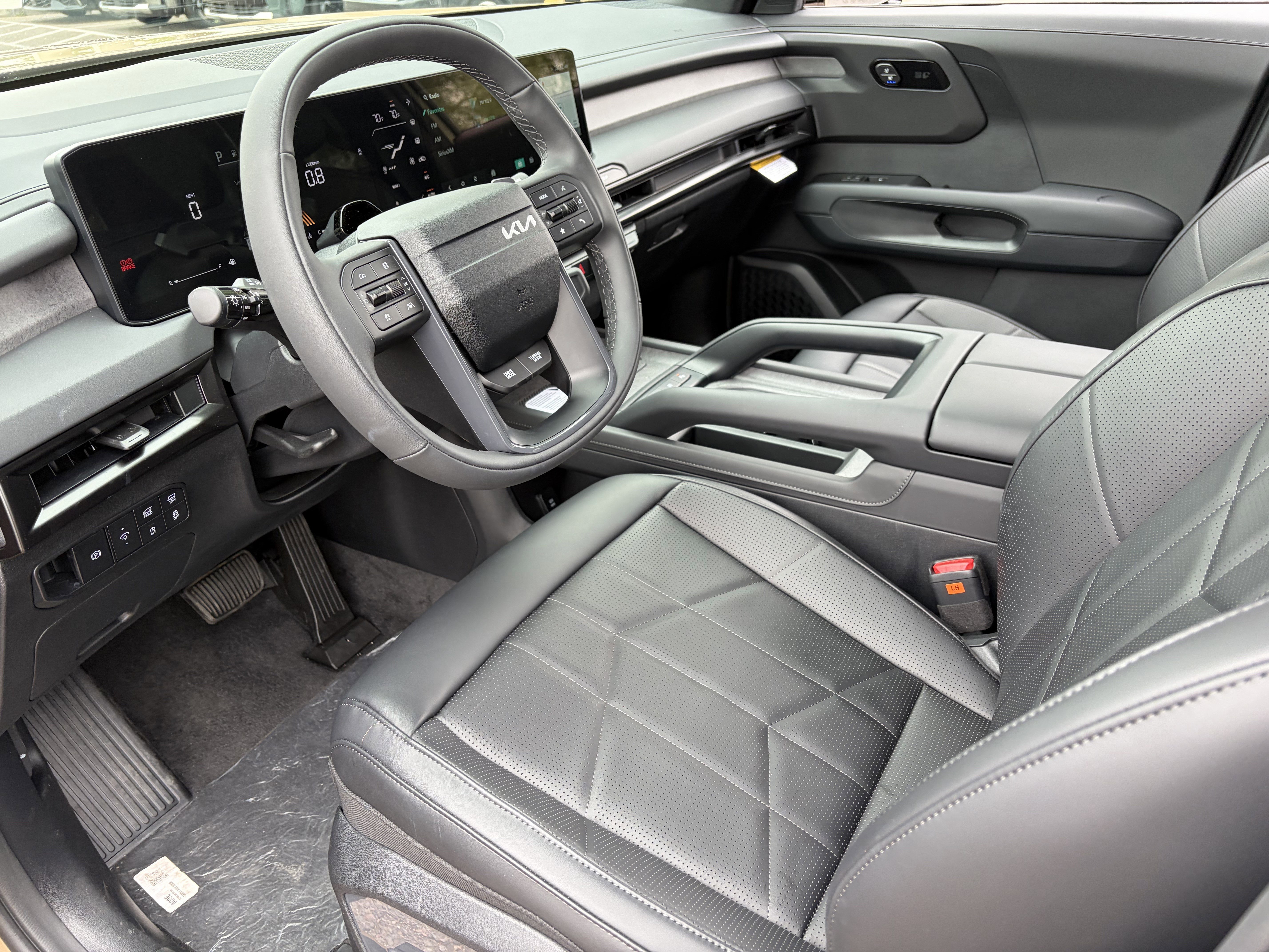 New 2027 Terrain Brown Kia X-Line EX image 16