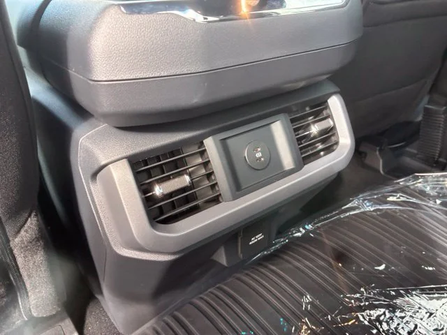 New 2026 Oxford White Ford XLT image 26