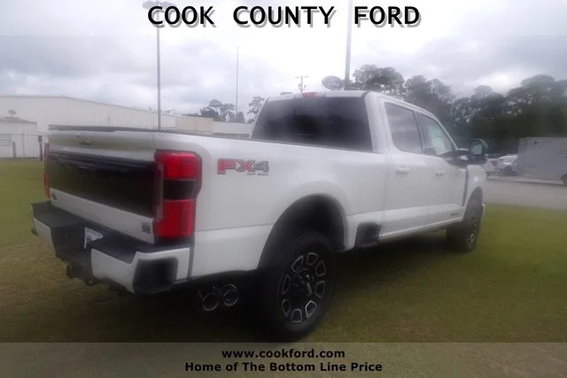 2025 Ford F-350 Super Duty Platinum - Photo 7