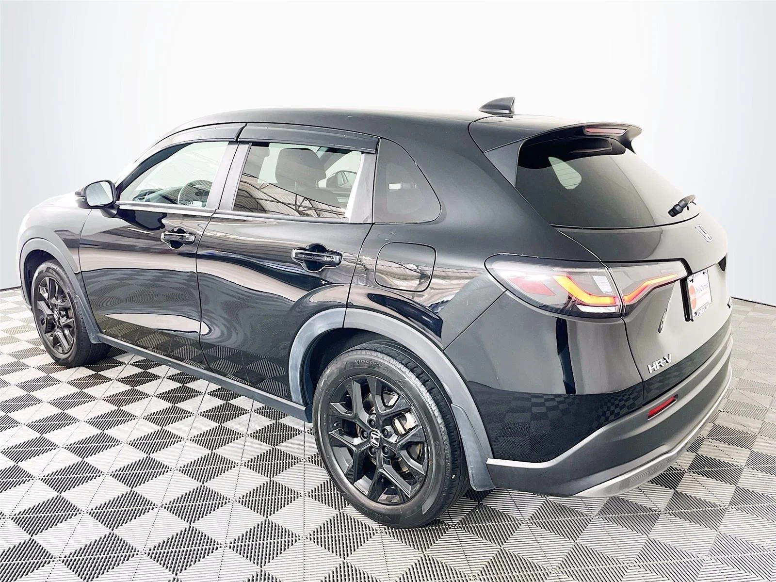 Used 2023 Crystal Black Pearl Honda Sport image 7