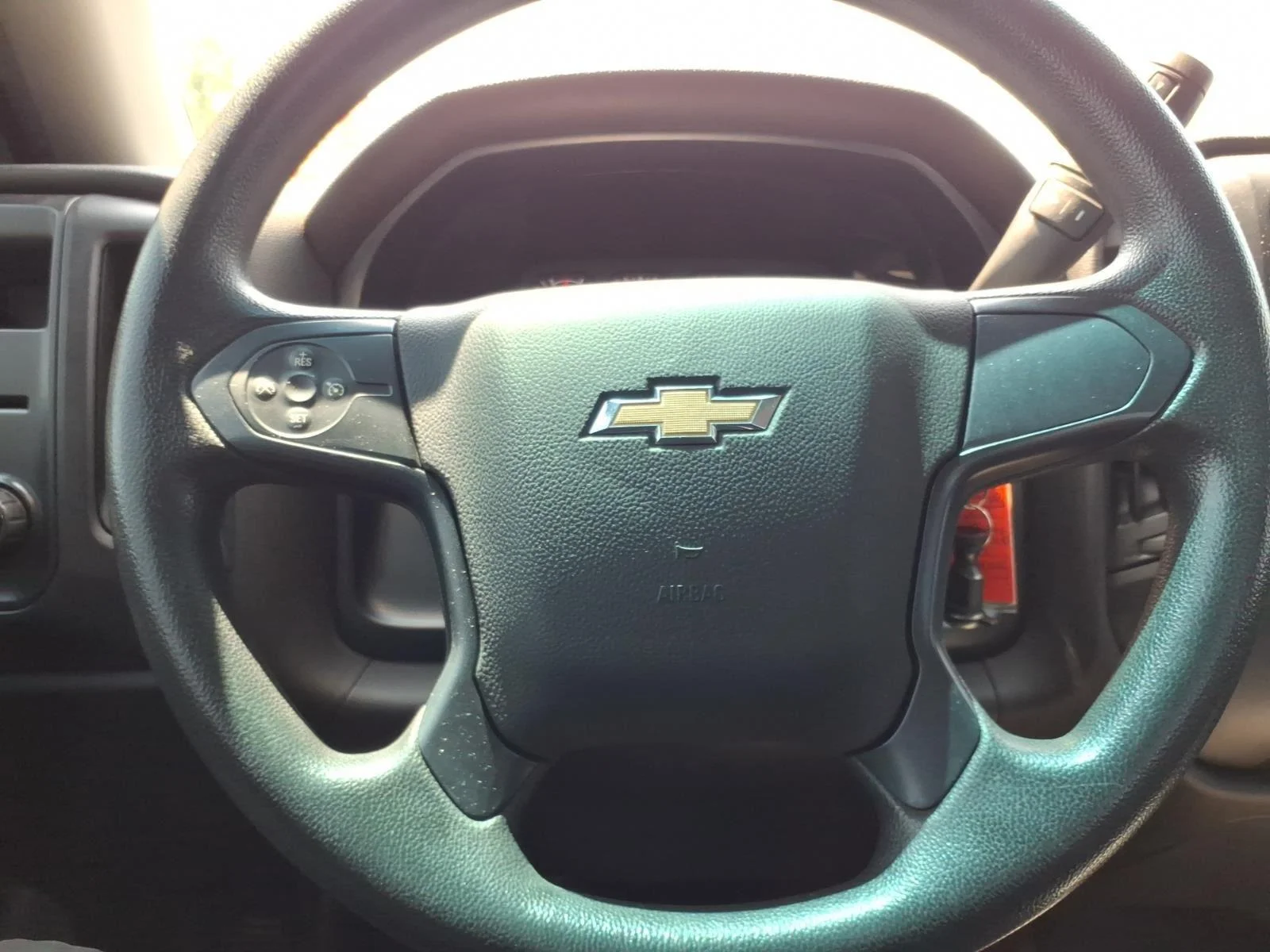 Used 2018 Silver Ice Metallic Chevrolet Work Truck image 23