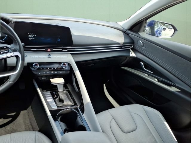 Used 2024 Blue Hyundai Limited image 18