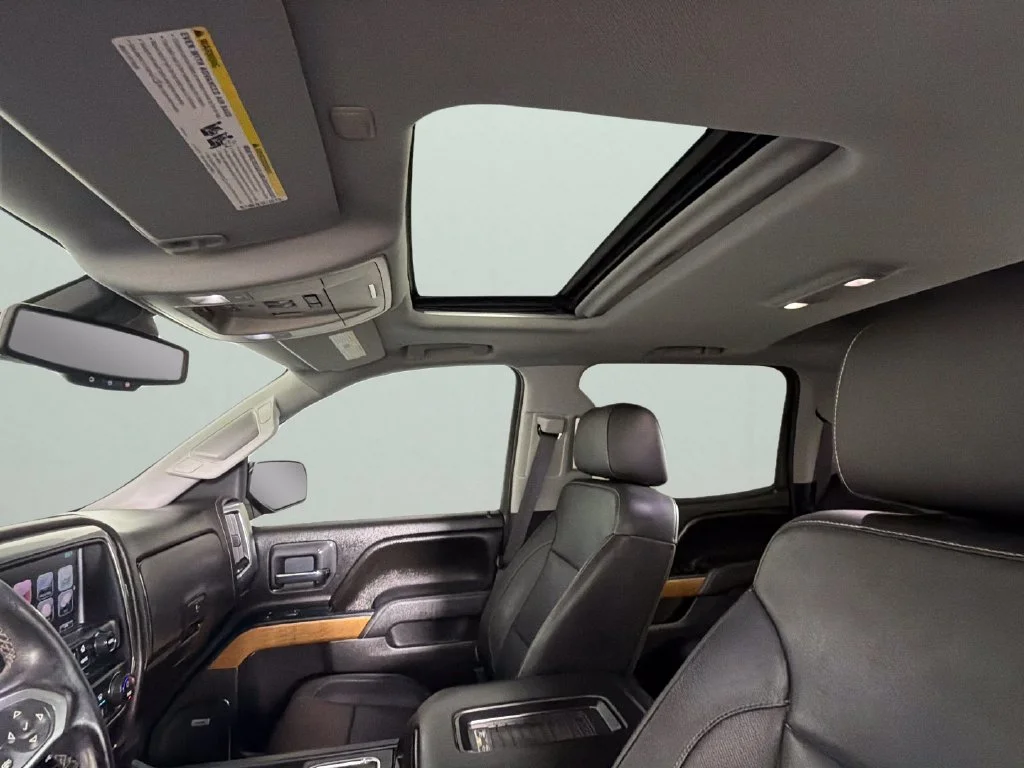 Used 2016 BLACK Chevrolet LTZ image 27